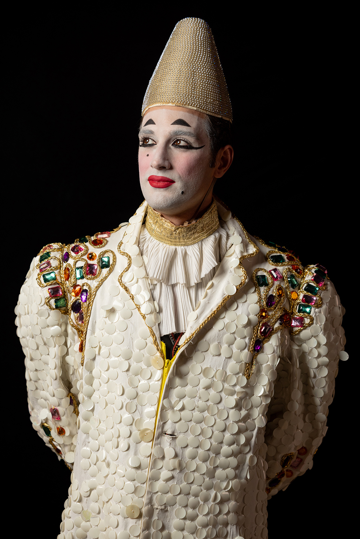 LOW_STELIOS TSIKAS-TSIK7668